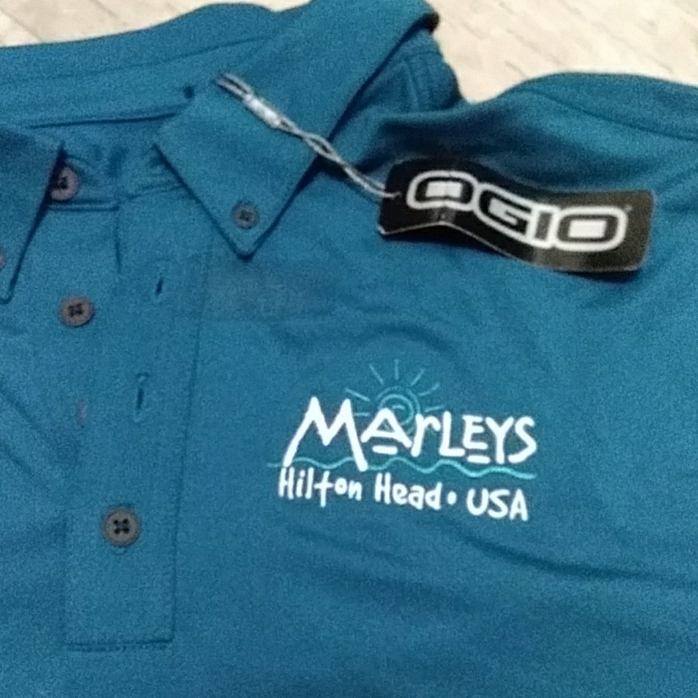 Shirt - Picture 2 of 3